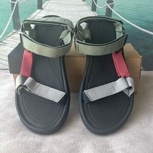 Teva M Hurricane XLT2 outdoor sandals.